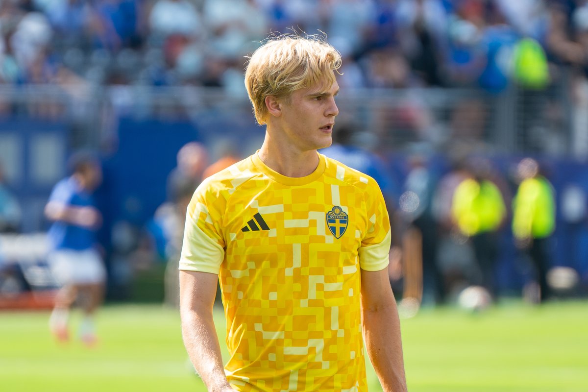 Lucas Bergvall i VM-matchen Frankrike–Sverige 2026